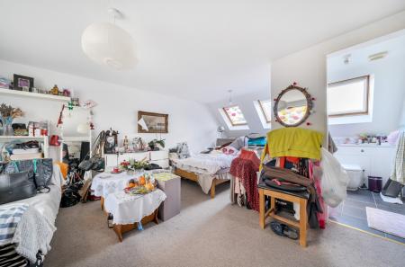 1395106-9-694bcd9...