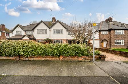 1395656-19-696126...