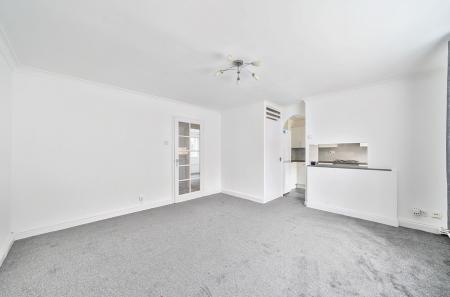 1335099-5-68947ec...