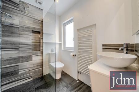 1128e054-ef32-420...