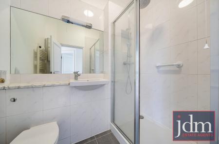 cf21447b-fd91-49b...