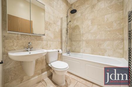 bff4a87f-ea27-49f...