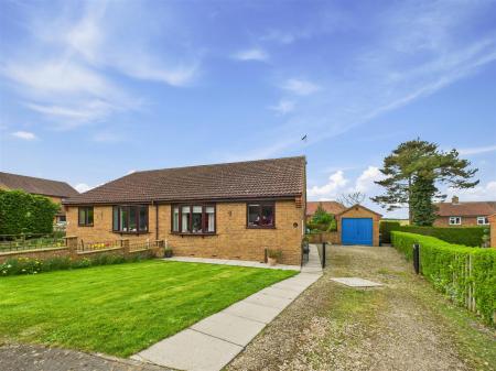 10 KIRKHAM VIEW