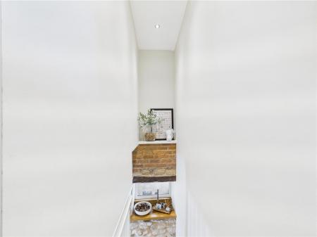FIRST FLOOR LANDING