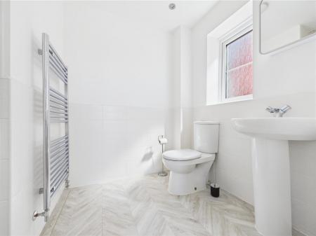 EN - SUITE TWO