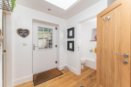 REAR HALLWAY