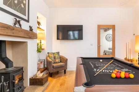 BILLIARD ROOM