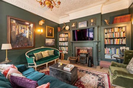 SITTING ROOM