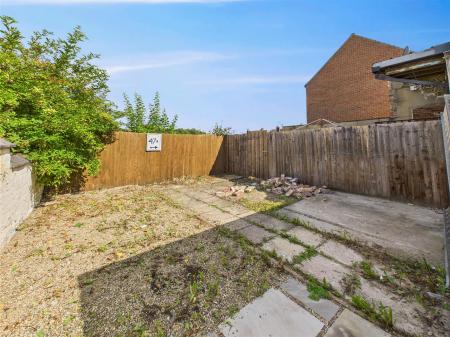 CAM05673G0-PR0011-STILL009.jpg