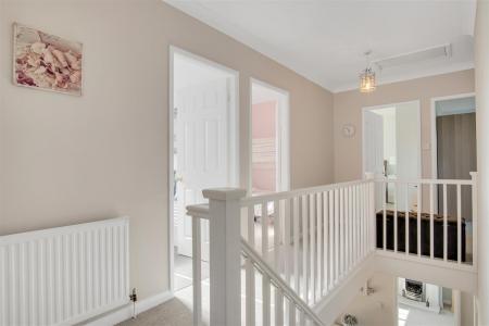 FIRST FLOOR LANDING