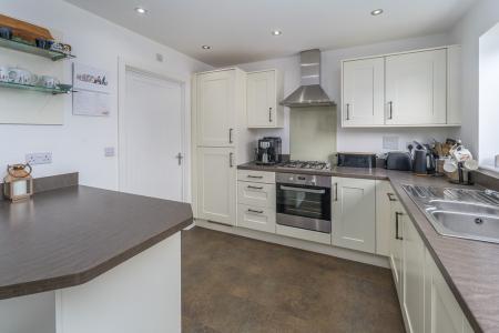 Kitchen Diner-2