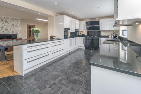 Kitchen-3