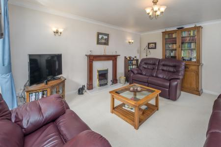 Lounge-2