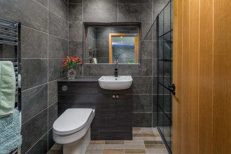 Snooker Room Ensuite