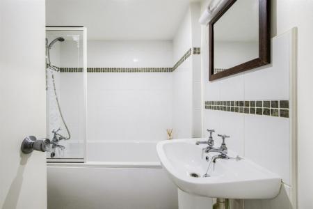 Bathroom 2