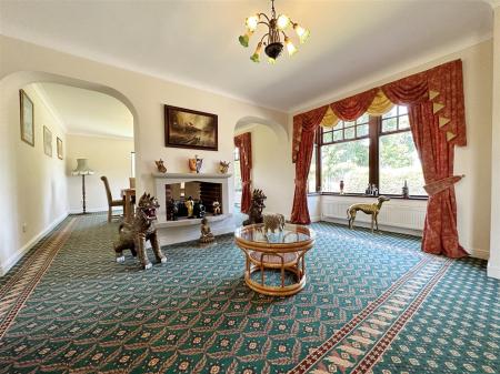 RECEPTION HALLWAY