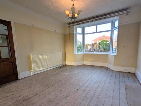 FRONT RECEPTION ROOM