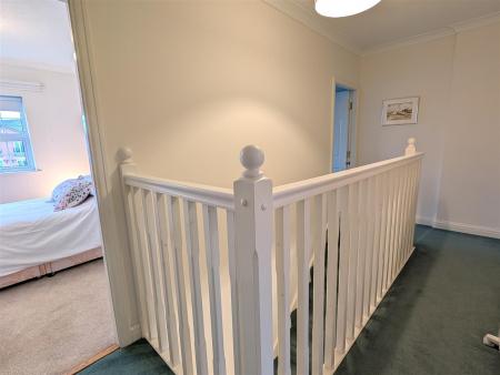 2ND FLOOR LANDING