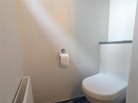 CLOAKS/WC