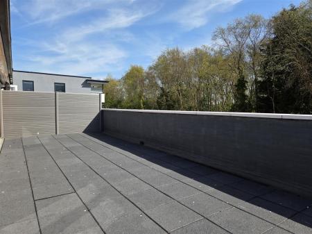 SUN TERRACE