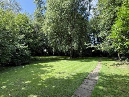 White Lodge, The Greenside, Wrea Green