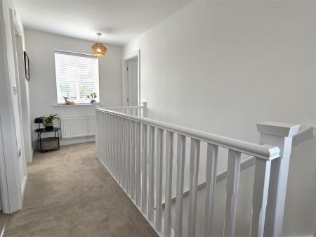 FIRST FLOOR LANDING