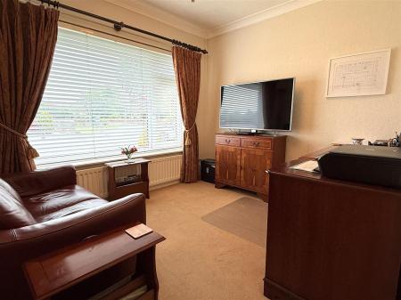 FAMILY SNUG/BEDROOM