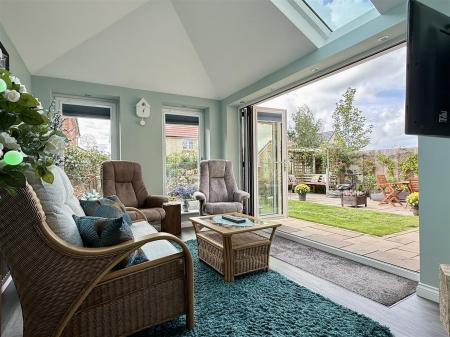GARDEN ROOM
