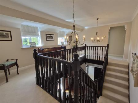 FIRST FLOOR LANDING