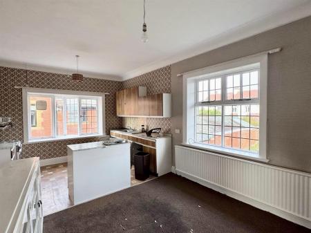 BEDROOM THREE (CURRENT KITCHEN)