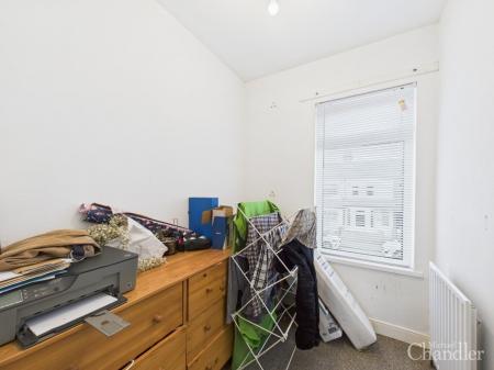 CAM02289G0-PR0280-STILL014.jpg