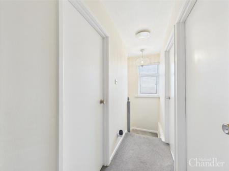 CAM02289G0-PR0309-STILL029.jpg