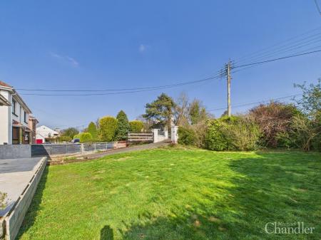 CAM01479G0-PR0446-STILL003.jpg