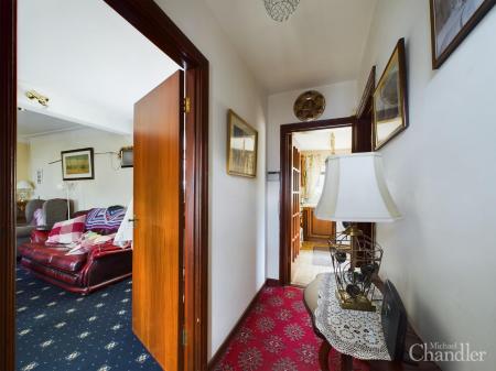 CAM01479G0-PR0346-STILL003.jpg