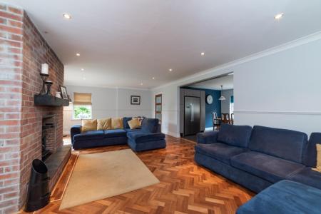 Lindsay Fyfe 39 Saintfield Road-59.jpg