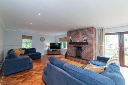 Lindsay Fyfe 39 Saintfield Road-62.jpg