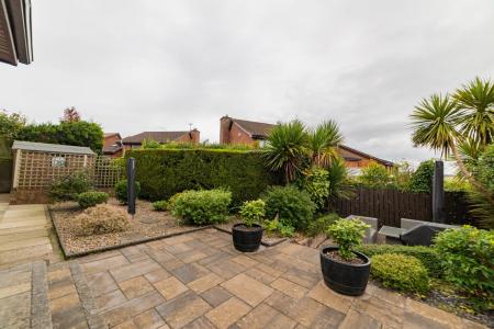 Lindsay Fyfe 6 Glencroft Avenue-51.jpg