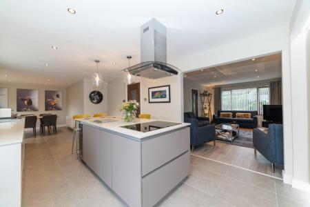 Lindsay Fyfe 6 Glencroft Avenue-37.jpg