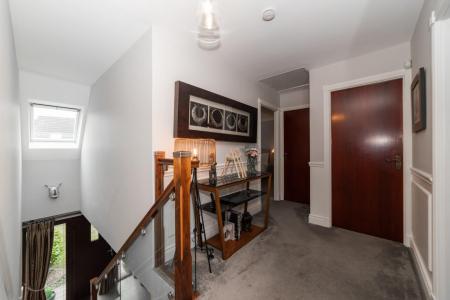 Lindsay Fyfe 6 Glencroft Avenue-26.jpg