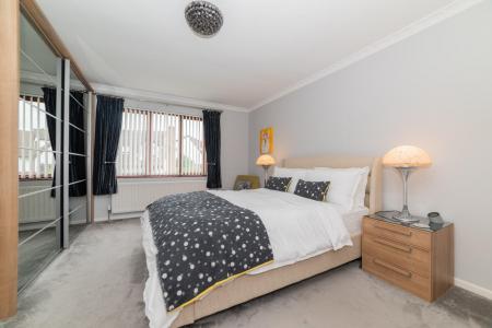 Lindsay Fyfe 6 Glencroft Avenue-23.jpg