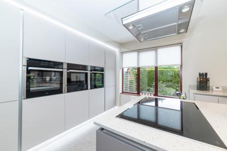 Lindsay Fyfe 6 Glencroft Avenue-41.jpg