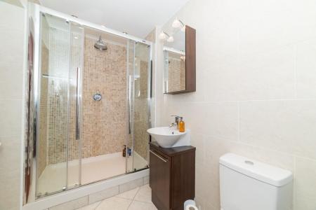 Lindsay Fyfe 6 Glencroft Avenue-19.jpg