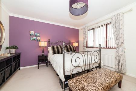 Lindsay Fyfe 6 Glencroft Avenue-17.jpg