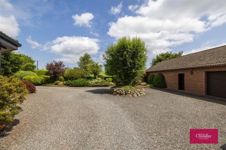 41 Lisleen Road South-36.jpg