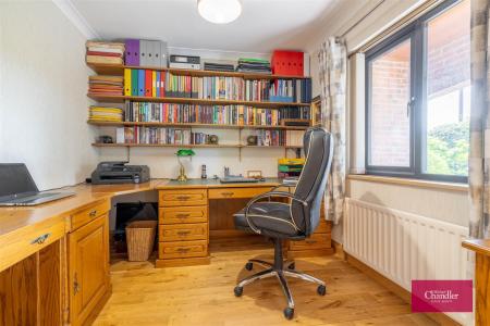 41 Lisleen Road South-80.jpg