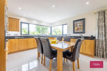 41 Lisleen Road South-91.jpg