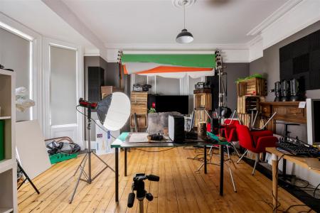 1 Kings Road 18.jpg