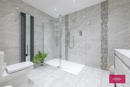 Finished Media - 6 Glen Road-88.jpg