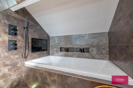 Finished Media - 6 Glen Road-129.jpg