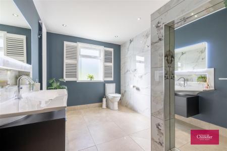 Finished Media - 6 Glen Road-95.jpg